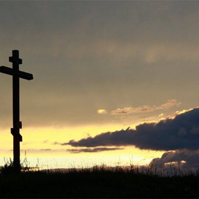 крест кладбище