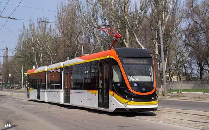 В Днепре тестируют ультрасовременный трамвай.