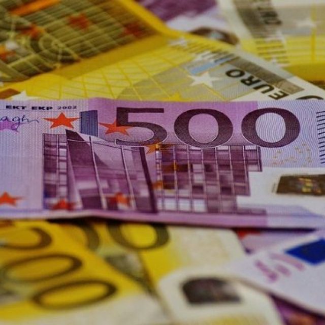 В Днепре украли 1000 евро и загранпаспорта. Новости Днепра