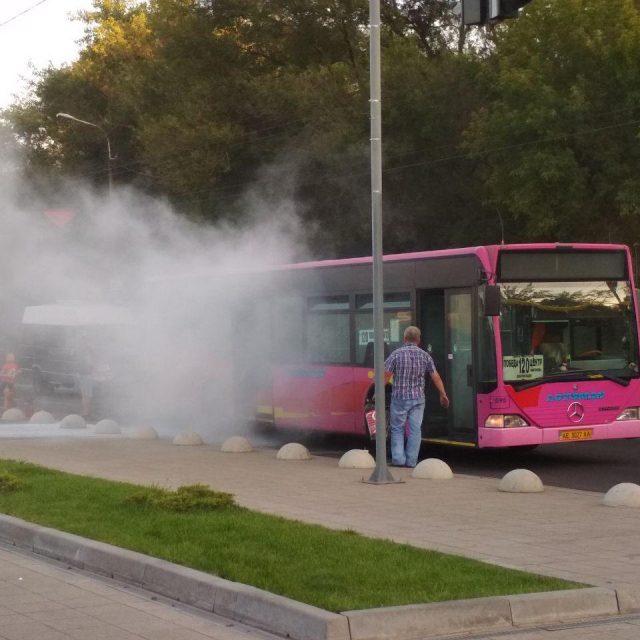 В Днепре во время движения загорелся рейсовый автобус.Новости Днепра