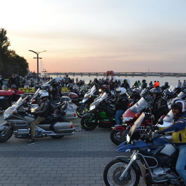 В Днепре байкеры почтили память погибших мотоциклистов.Новости Днепра