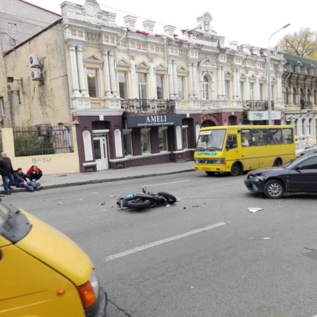 В центре Днепра сбили мотоциклиста. Новости Днепра