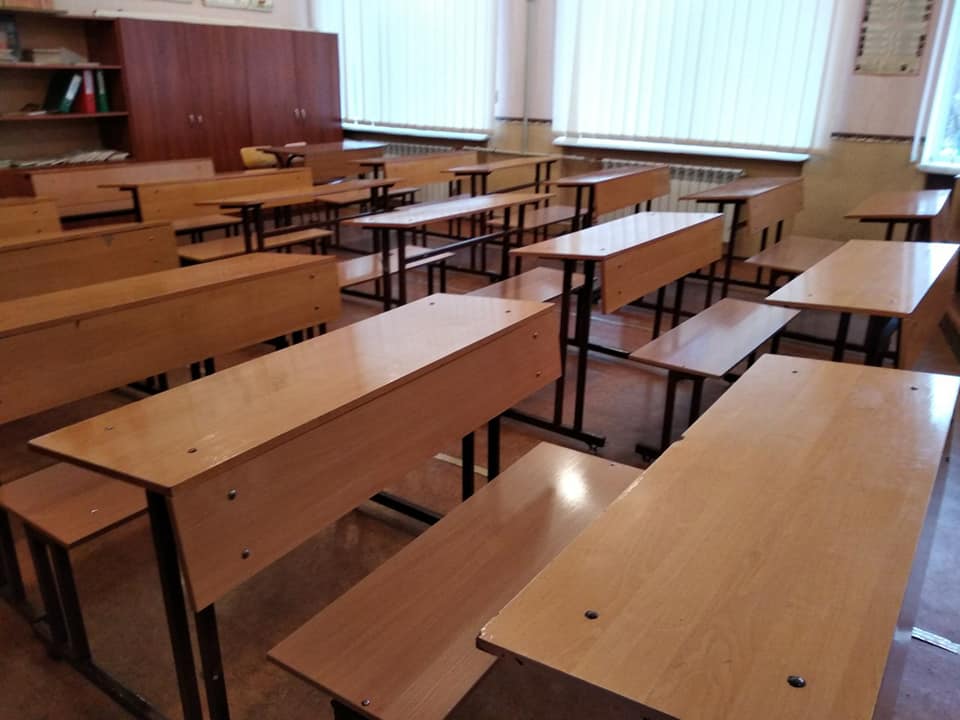 Из днепровской школы эвакуировали 600 человек. Новости Днепра
