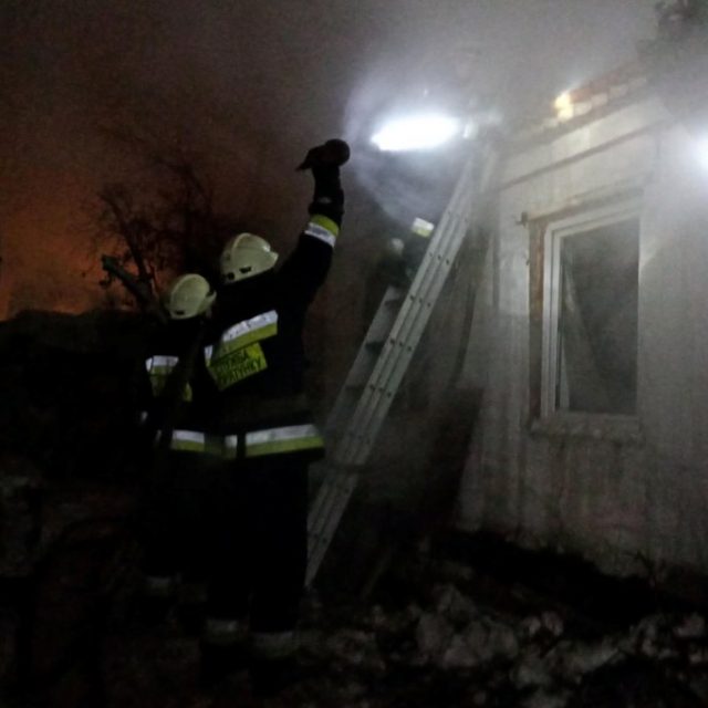 В Днепре тушили пожар в пустом доме. Новости Днепра 