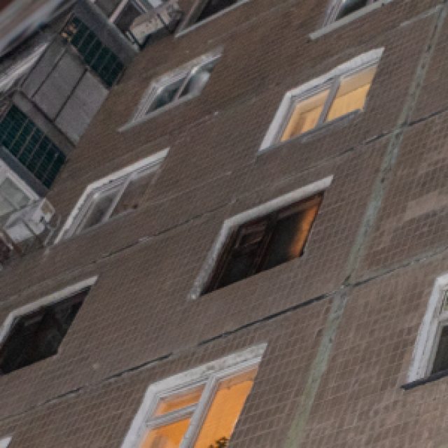 В Днепре из окна многоэтажки выбросился мужчина. Новости Днепра