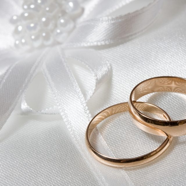 Сколько днепрян поженились в День влюбленных. Новости Днепра