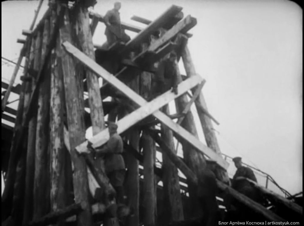Почему у Амурского моста деревянные опоры? Новости Днепра