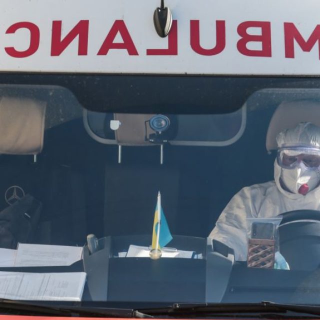 Коронавирус в Украине. Ожидаются семь самолетов с помощью