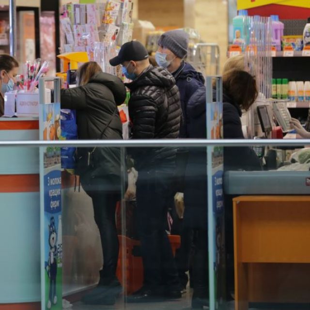 Коронавирус в Украине | В стране зафиксируют цены на продукты