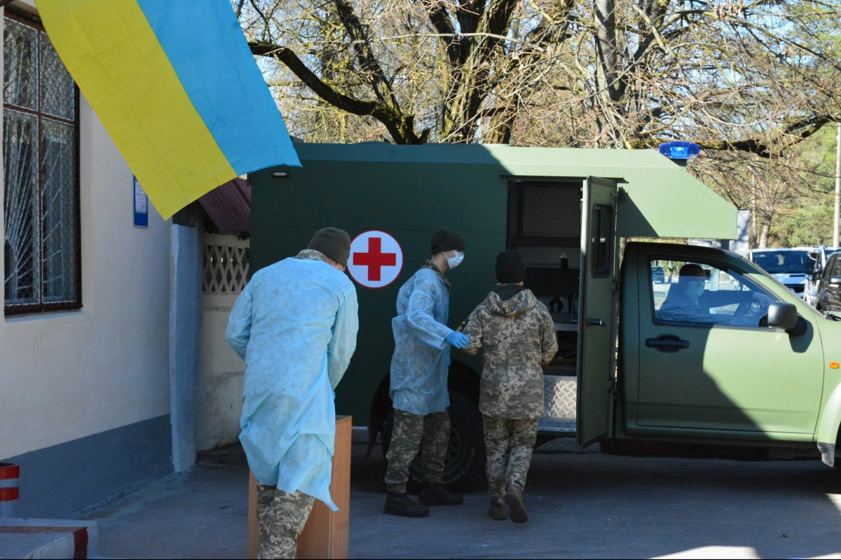 Коронавирус в Украине| В армии растет количество зараженных 