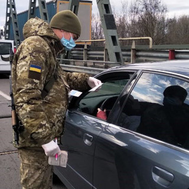Коронавирус в Украине: закрытие границ не оправдало себя