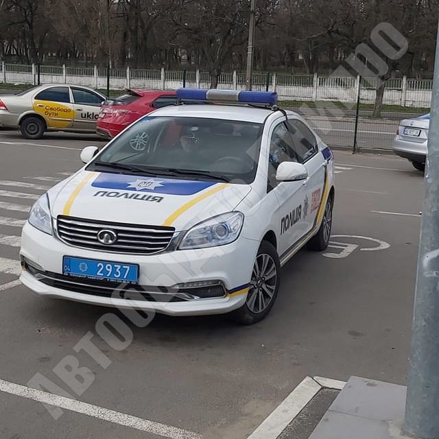 В Днепре «автобараны» появились среди полицейских и депутатов