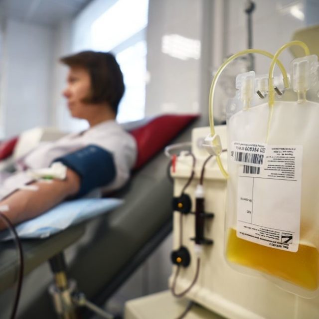 Коронавирус в Днепре: за сбор крови донорам выплатят тысячу гривен