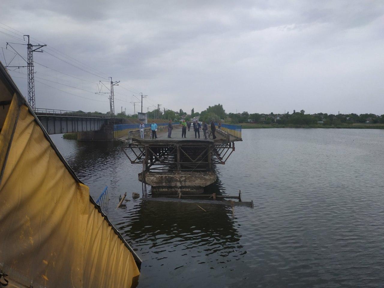 В Днепропетровской области начали возводить понтонный мост