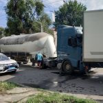 В Днепре на проспекте Нигояна грузовик сбил мужчину