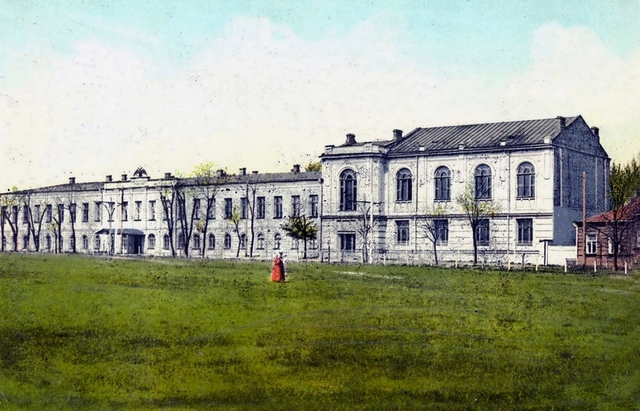 Первой гимназии Днепра исполнилось 215 лет: фото