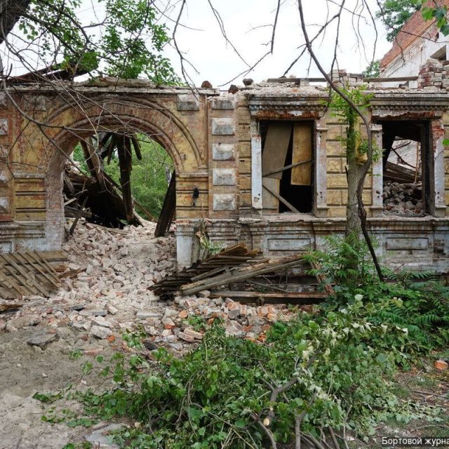 В Днепре разрушили старинный дом, в котором снимали кино