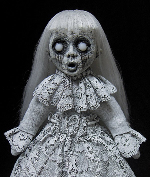 фото страшных кукол