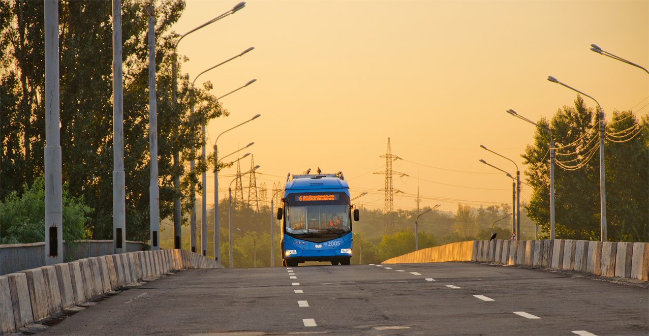 В городе для создания контактной линии сузят улицы| Новости Днепра
