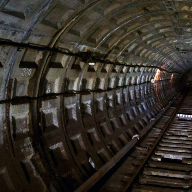 Как выглядит метро глазами машиниста метро|Новости Днепра