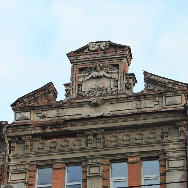 Отреставрируют карниз исторического здания|Новости Днепра