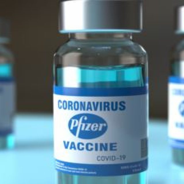 Великобритания первой в мире начнет прививки вакциной Pfizer