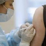 Более четверти населения Украины готовы переболеть коронавирусом из-за недоверия к вакцинации