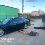 Правоохоронець, військовослужбовець, син судді та ще двоє шахраїв обкрадали охочих незаконно перетнути кордон