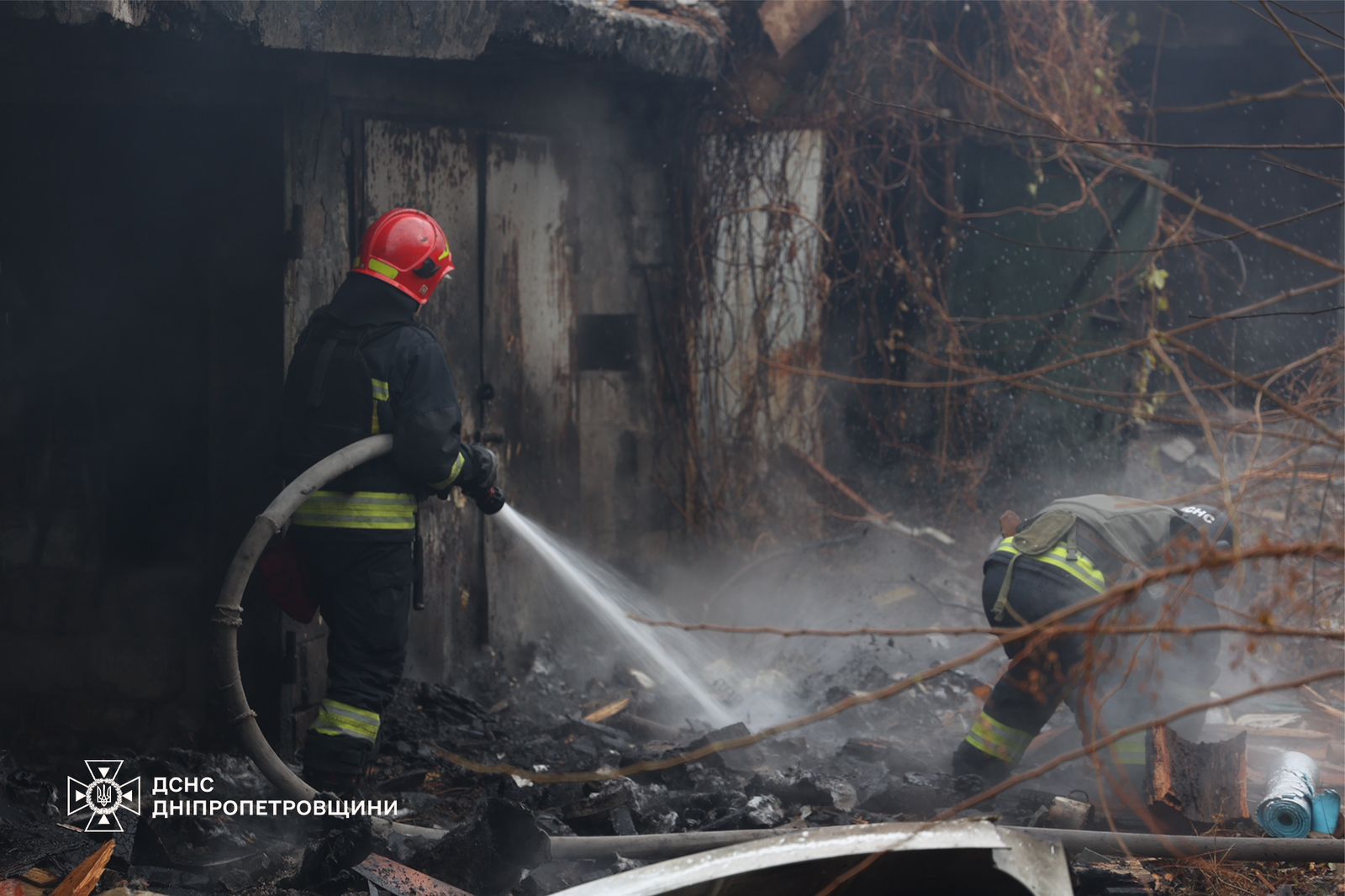 У ДСНС показали наслідки ракетного удару по Дніпру