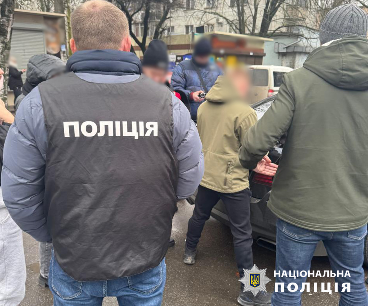 На Одещині співробітник ТЦК брав по 1000 доларів за повістку з терміном дії шість днів