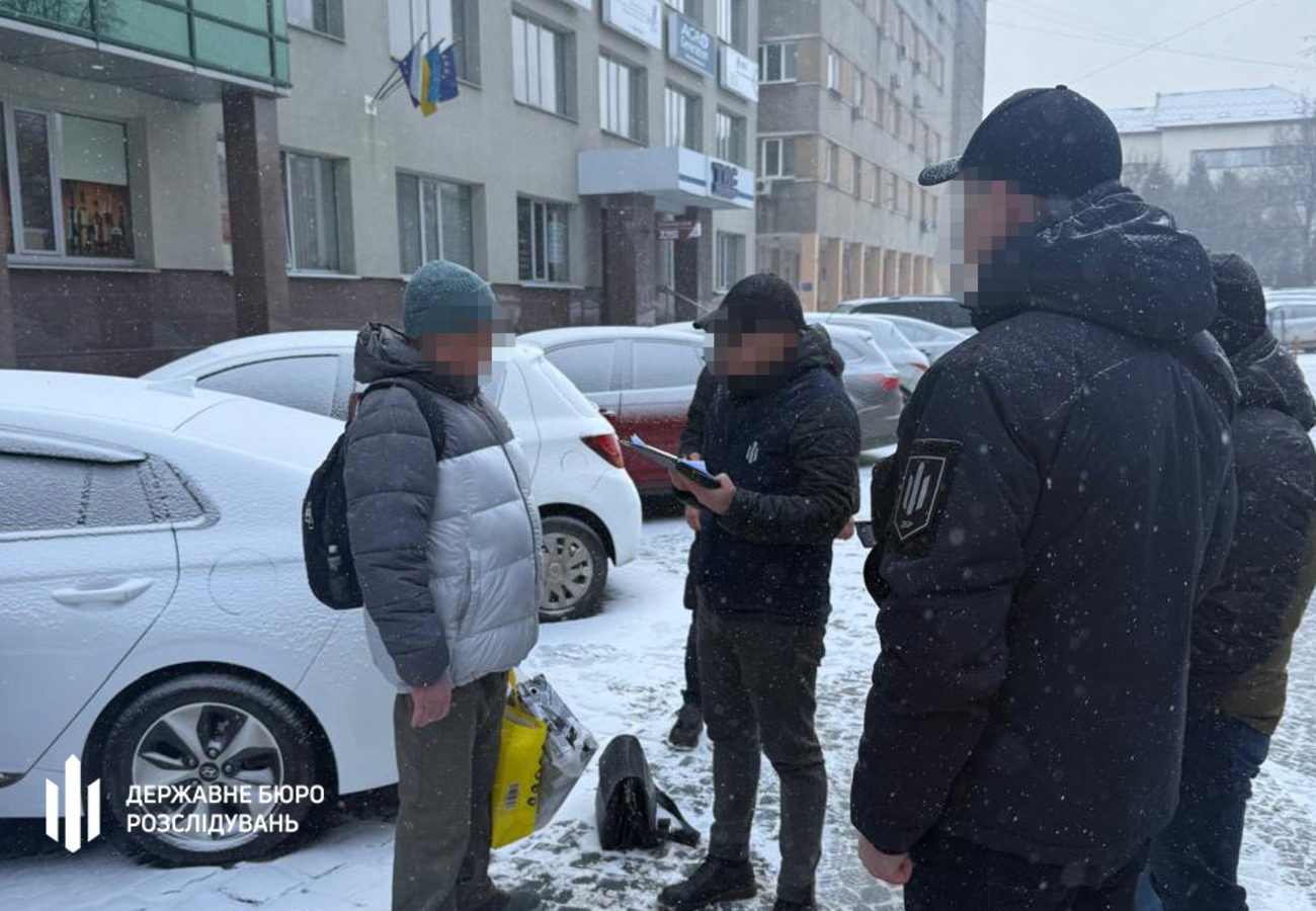 Адвокат зі Львова виманював гроші у родин загиблих та зниклих безвісти військових