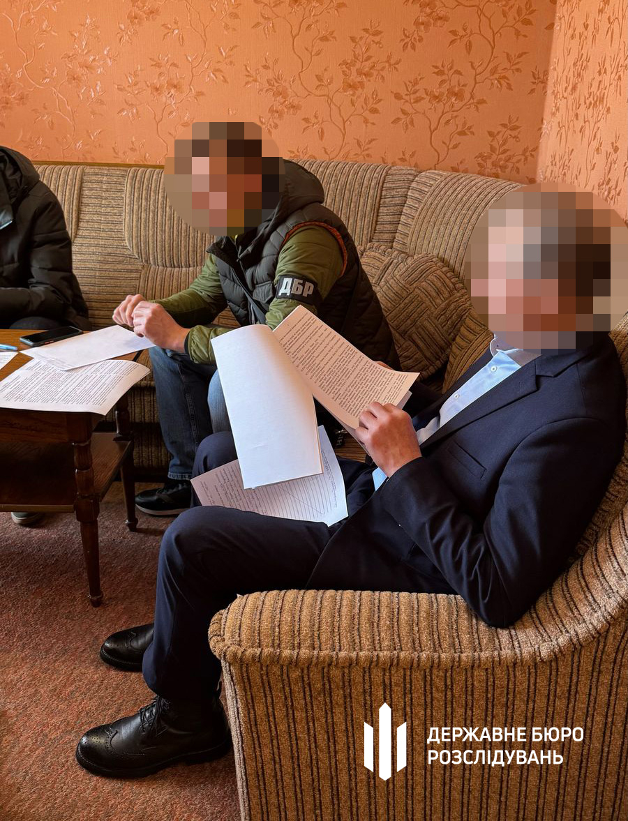 Розкрадання на 20 мільйонів: ДБР викрило схему незаконного відчуження майна профспілок