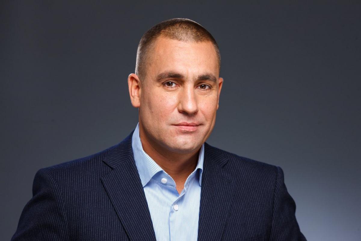 Розкішні подарунки та “дешеві” авто: НАЗК виявило у депутата Полтавської облради Телятника 31 млн грн недостовірних даних