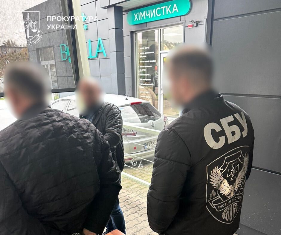 Посадовці Держпродспоживслужби у Києві вимагали хабарі з птахоферми