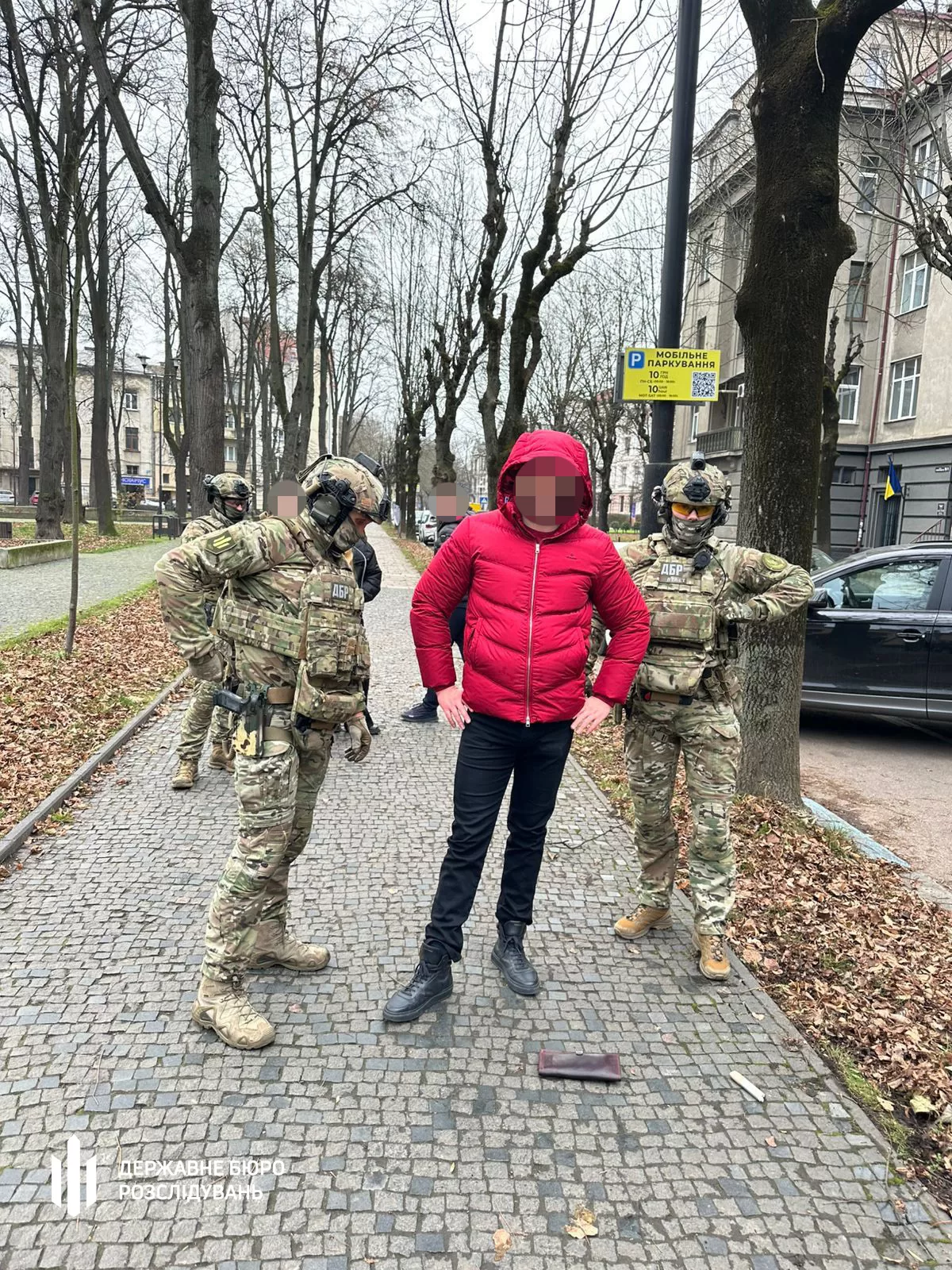 Топчиновники Держпраці вимагали гроші у підприємців за всі послуги, які мали надаватись безплатно