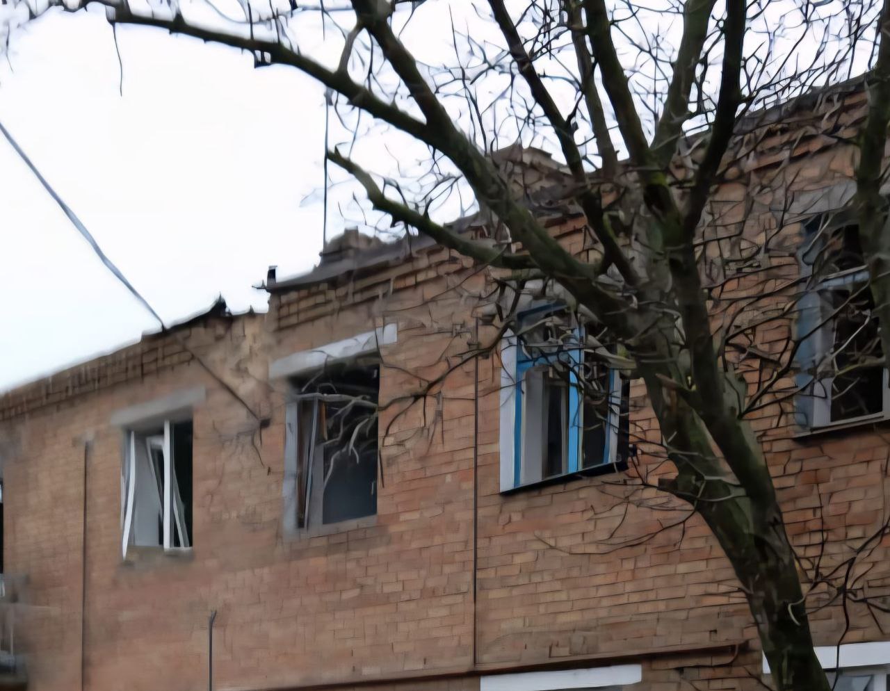 Дніпропетровщина під ворожими атаками: росіяни розтрощили ліцей