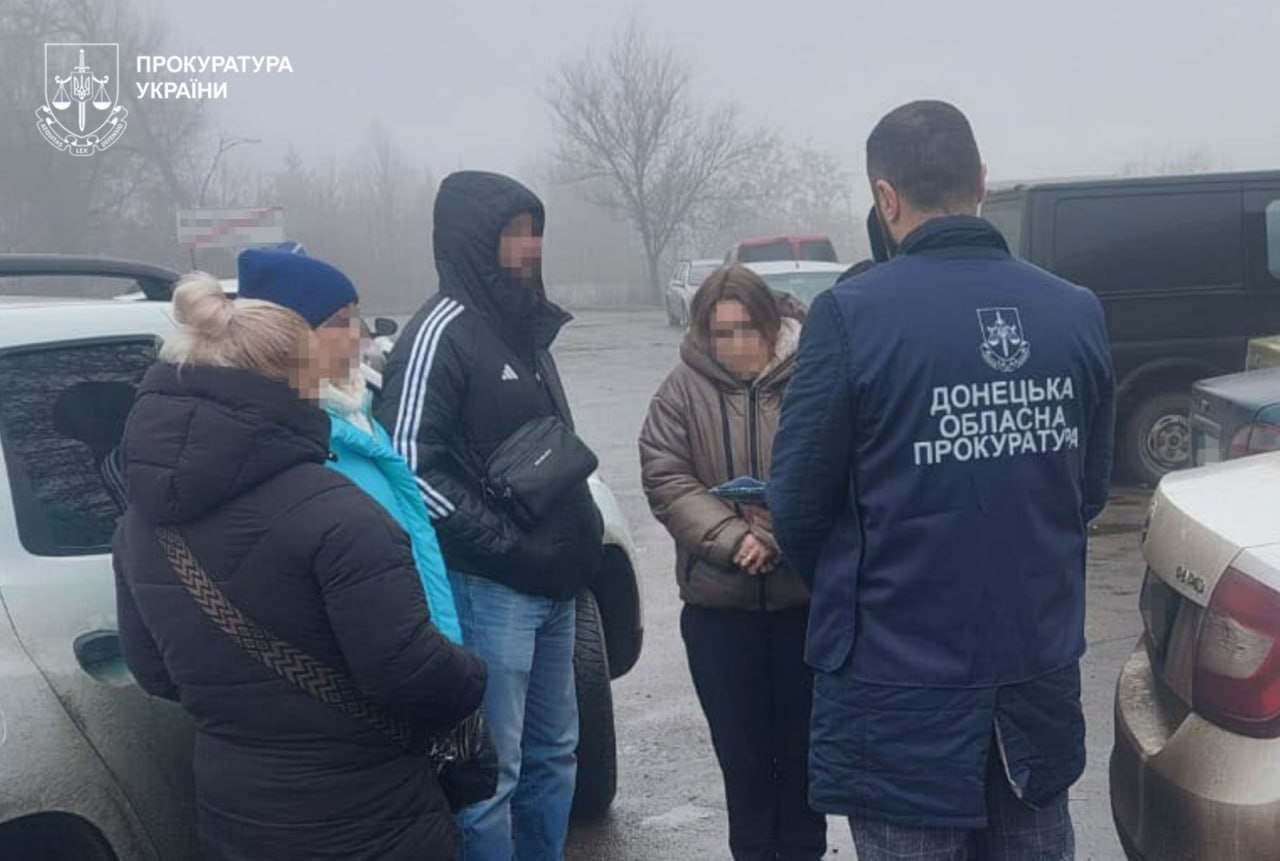 Виманювали жінок із прифронтових територій у секс-рабство: правоохоронці викрили мережу торговців людьми