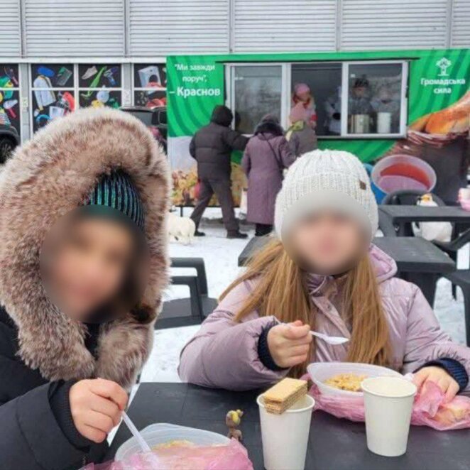 Краснов роздає їжу на морозі: чому це небезпечно для здоров’я