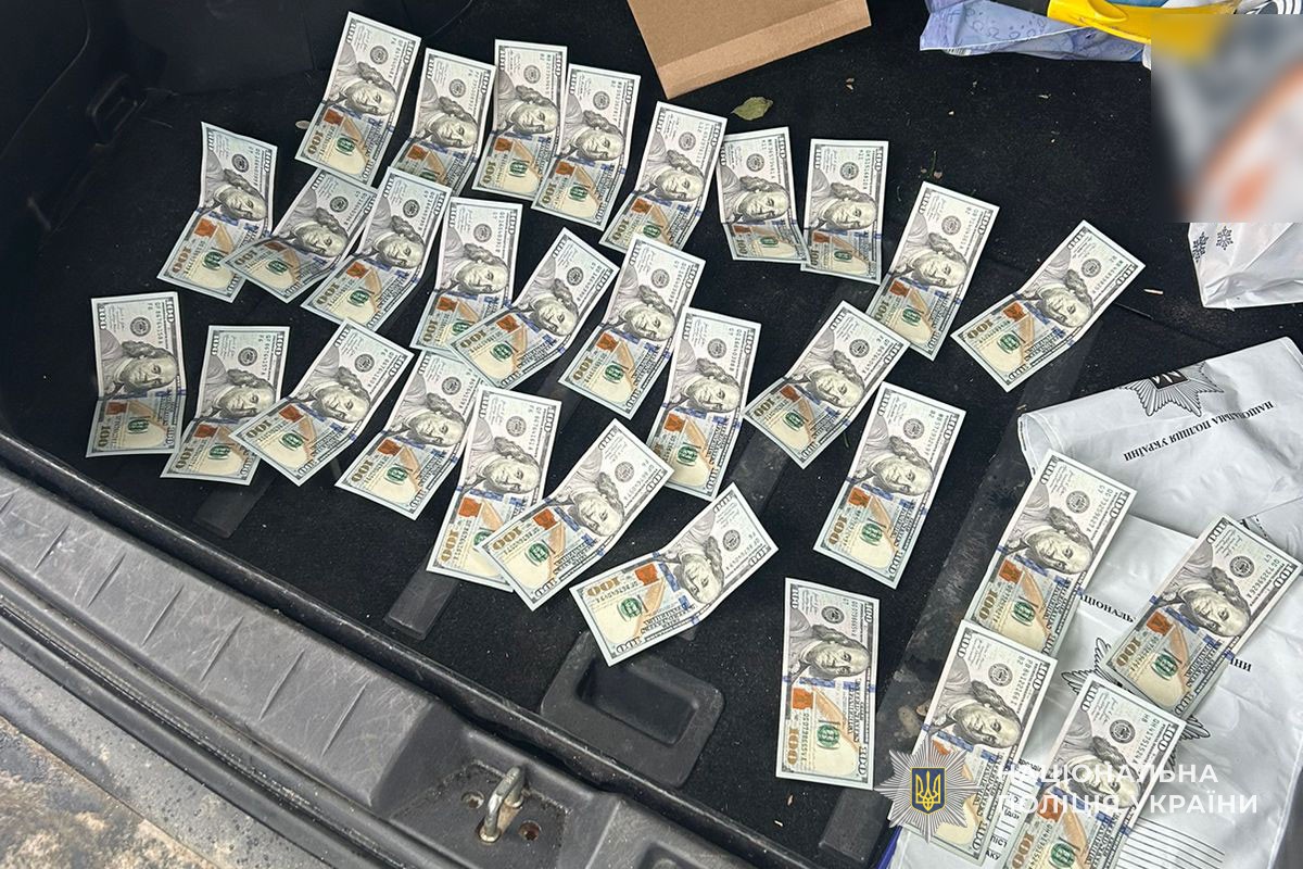 Заступник начальника Кременецького ТЦК вимагав хабар за зняття з розшуку