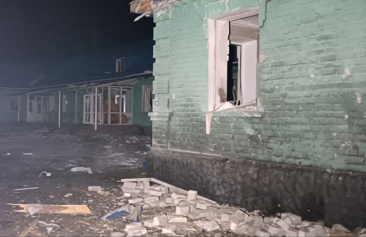 Ворог атакував Дніпропетровщину ракетою та БпЛА