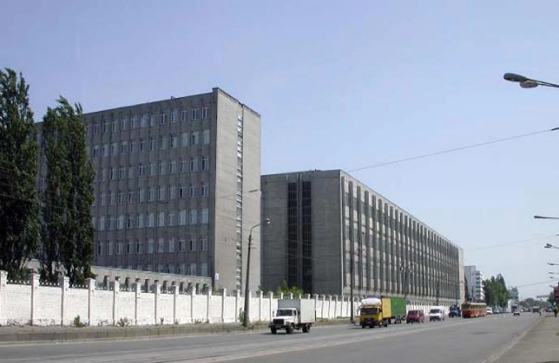 Розпродаж за безцінь: нерухомість “Київського радіозаводу” продали у 23 рази дешевше за ринкову ціну