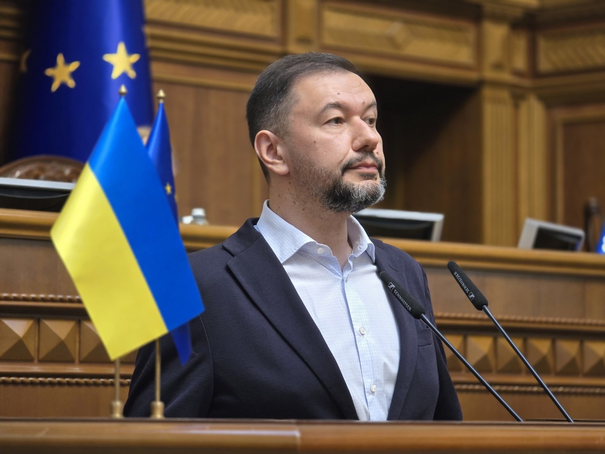 “Слуга народу” Бондаренко задекларував біткоїнів майже на 250 млн грн, але занизив їх вартість в три тисячі разів