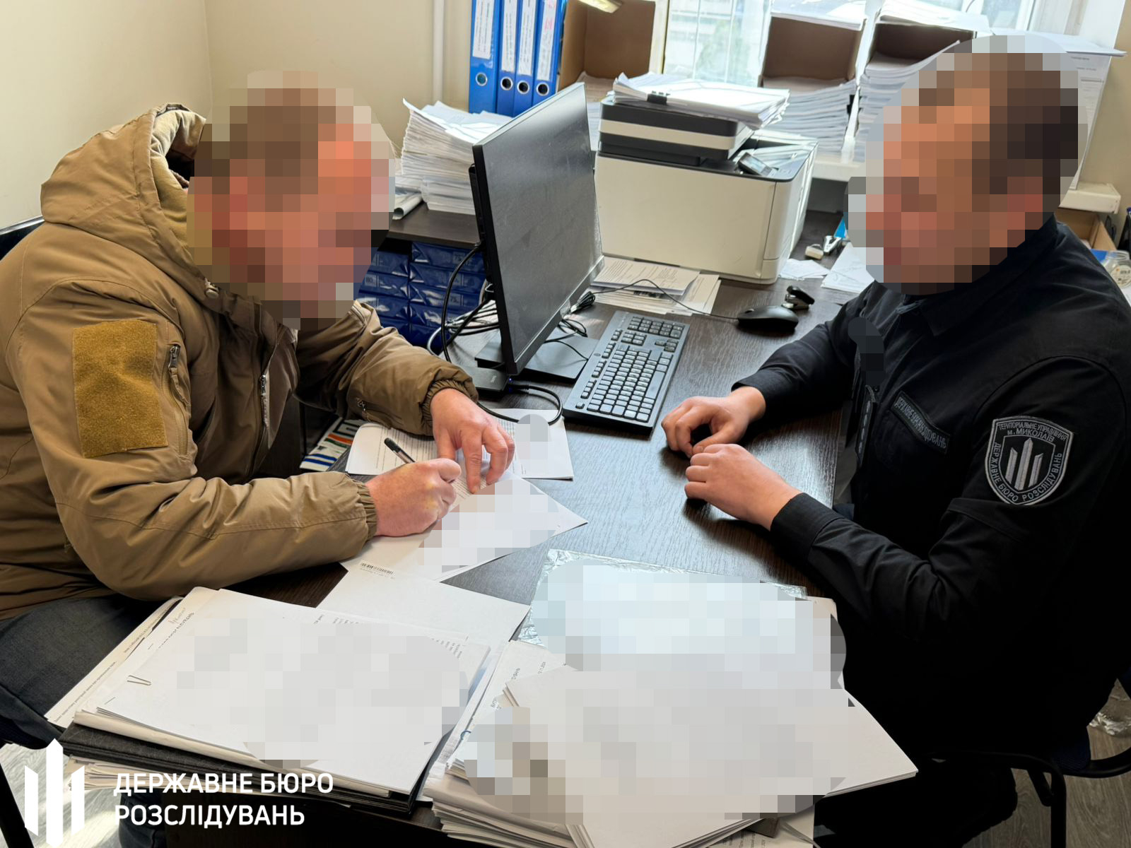 Посадовці ТЦК на Миколаївщині втручалися в систему “Оберіг” в інтересах “клієнтів”