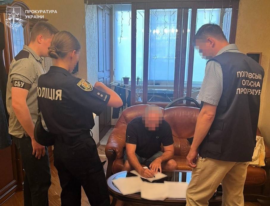 У Полтаві судитимуть шістьох ділків за розкрадання 15 млн грн на похованнях військових