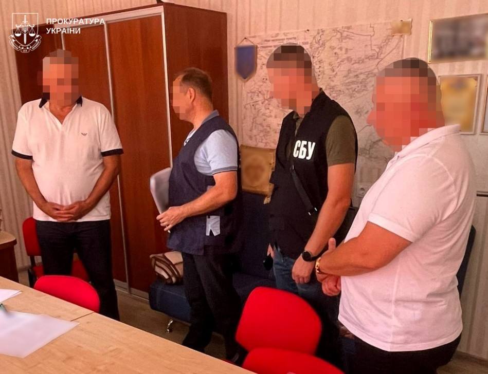 У Полтаві судитимуть шістьох ділків за розкрадання 15 млн грн на похованнях військових