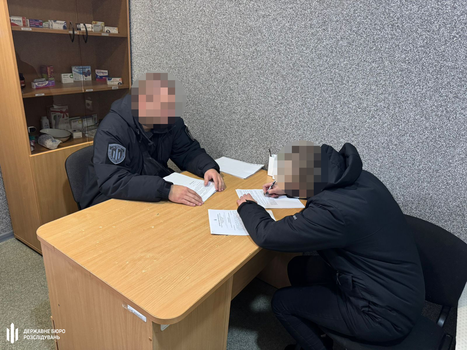 На Прикарпатті судитимуть двох працівників ТЦК за організацію втечі за кордон