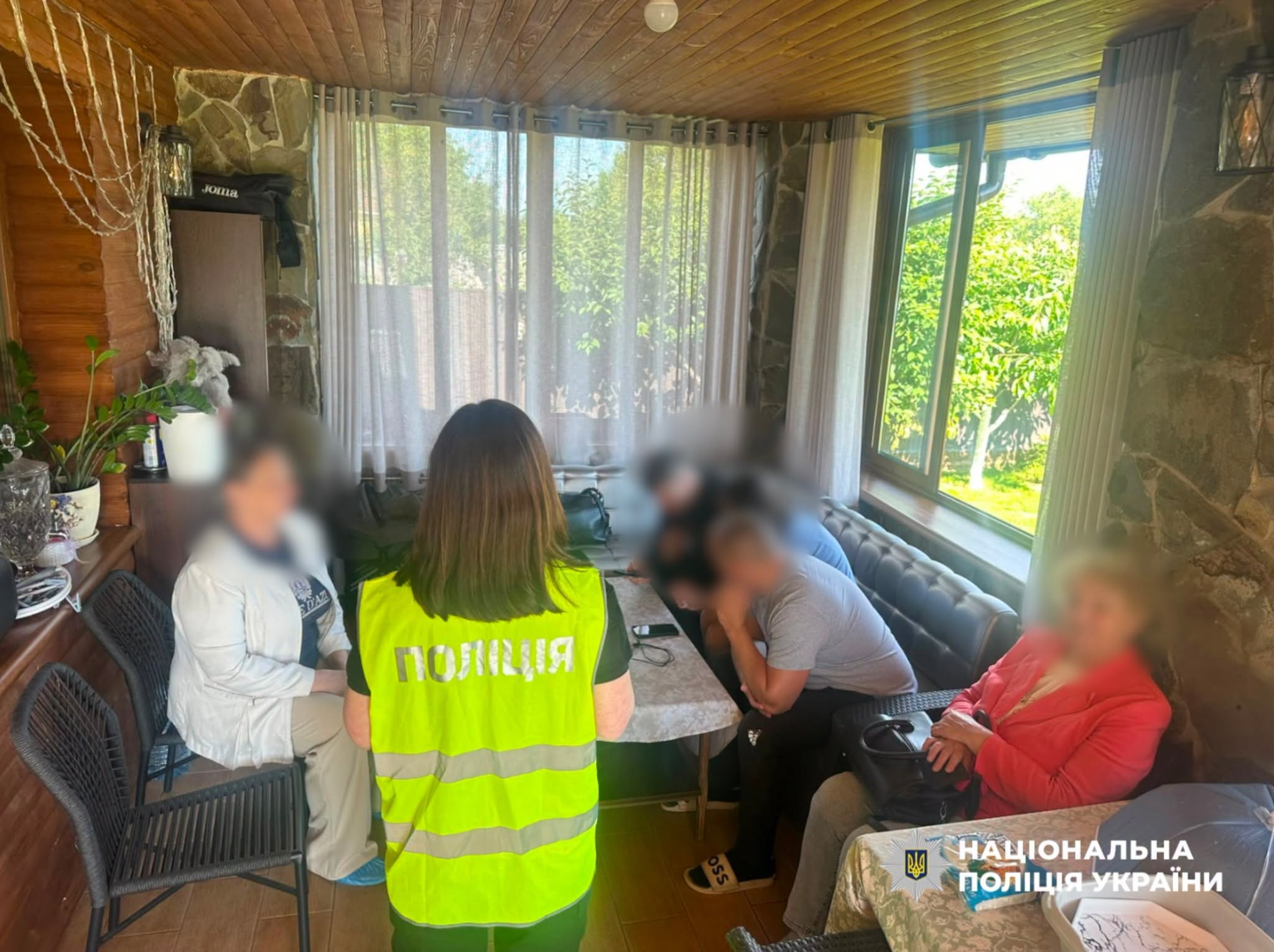 Продали 990 тонн кукурудзи за заниженою ціною: ексдиректору держпідприємства та підприємцю оголошено підозру
