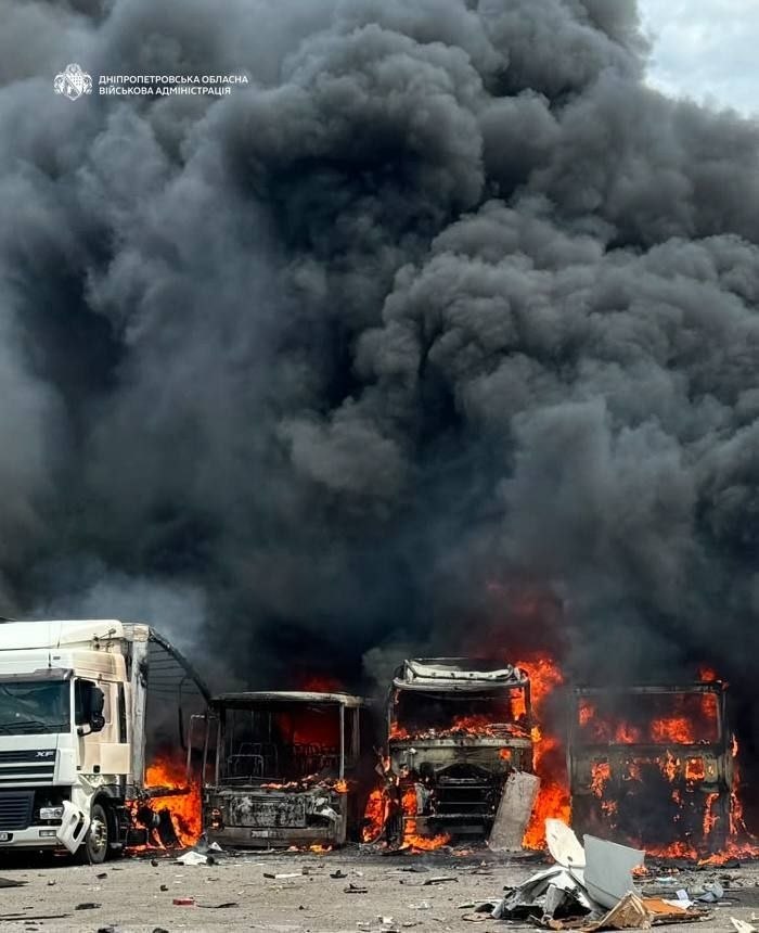 У неділю ворог атакував 4 райони Дніпропетровської області БпЛА, артилерією та КАБ