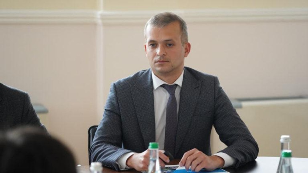 Колишній заступник міністра організував закупівлю обладнання із завищенням ціни на 30%