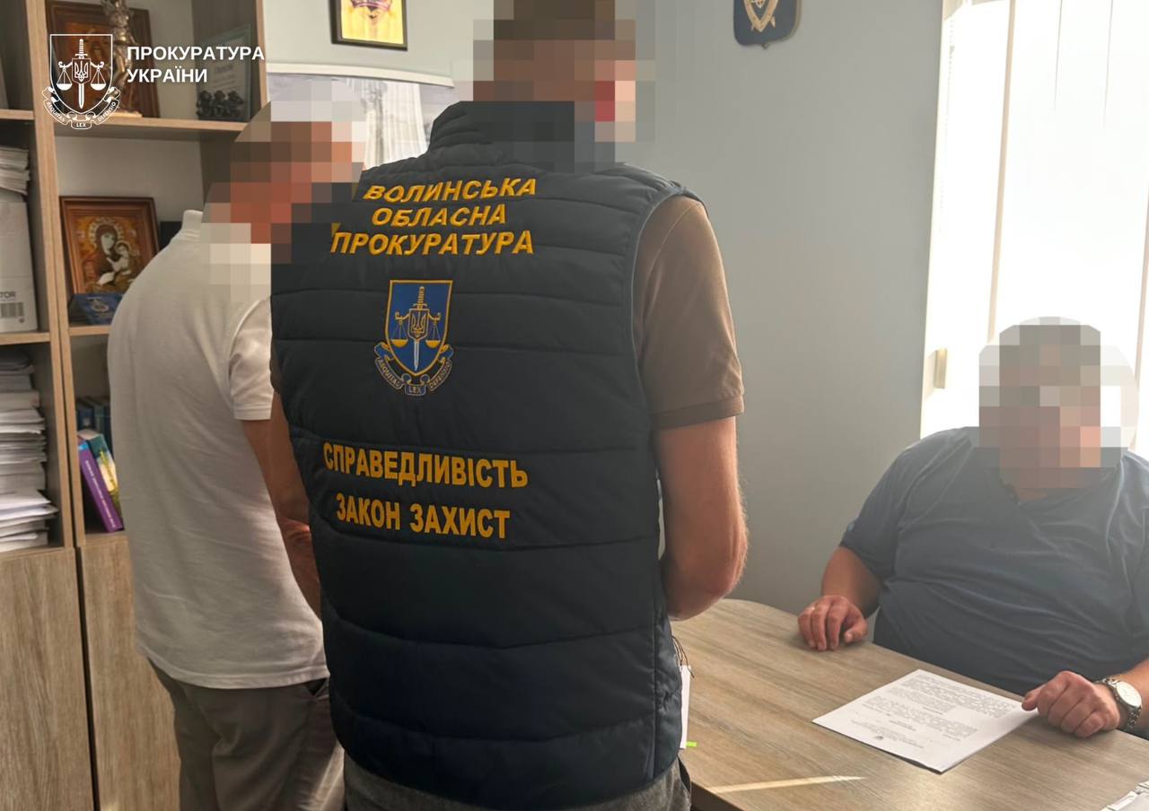 На Волині депутат-посадовець Укрзалізниці відряджав підлеглих будувати приватний будинок